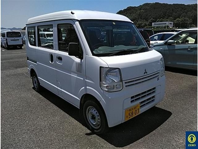 426 MITSUBISHI MINICAB VAN DS17V 2017 г. (ZERO Hakata)